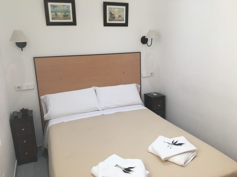 Hostal Lido Madrid Exterior photo