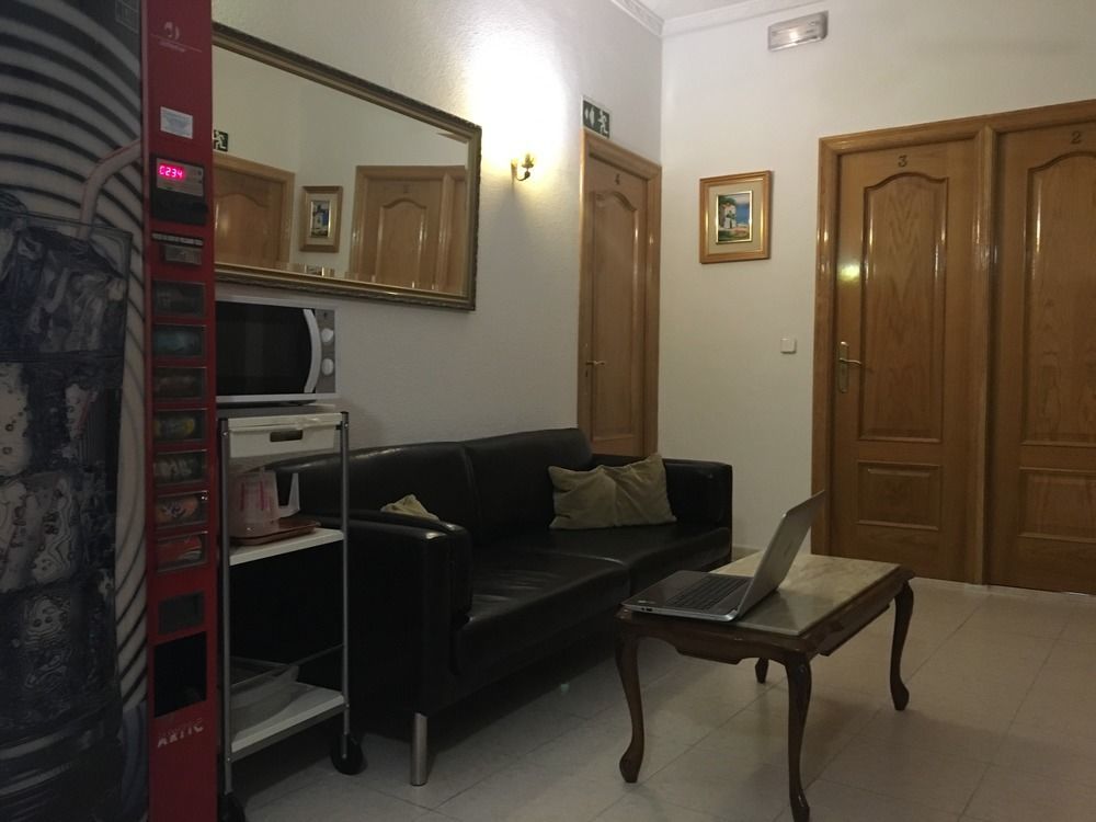 Hostal Lido Madrid Exterior photo